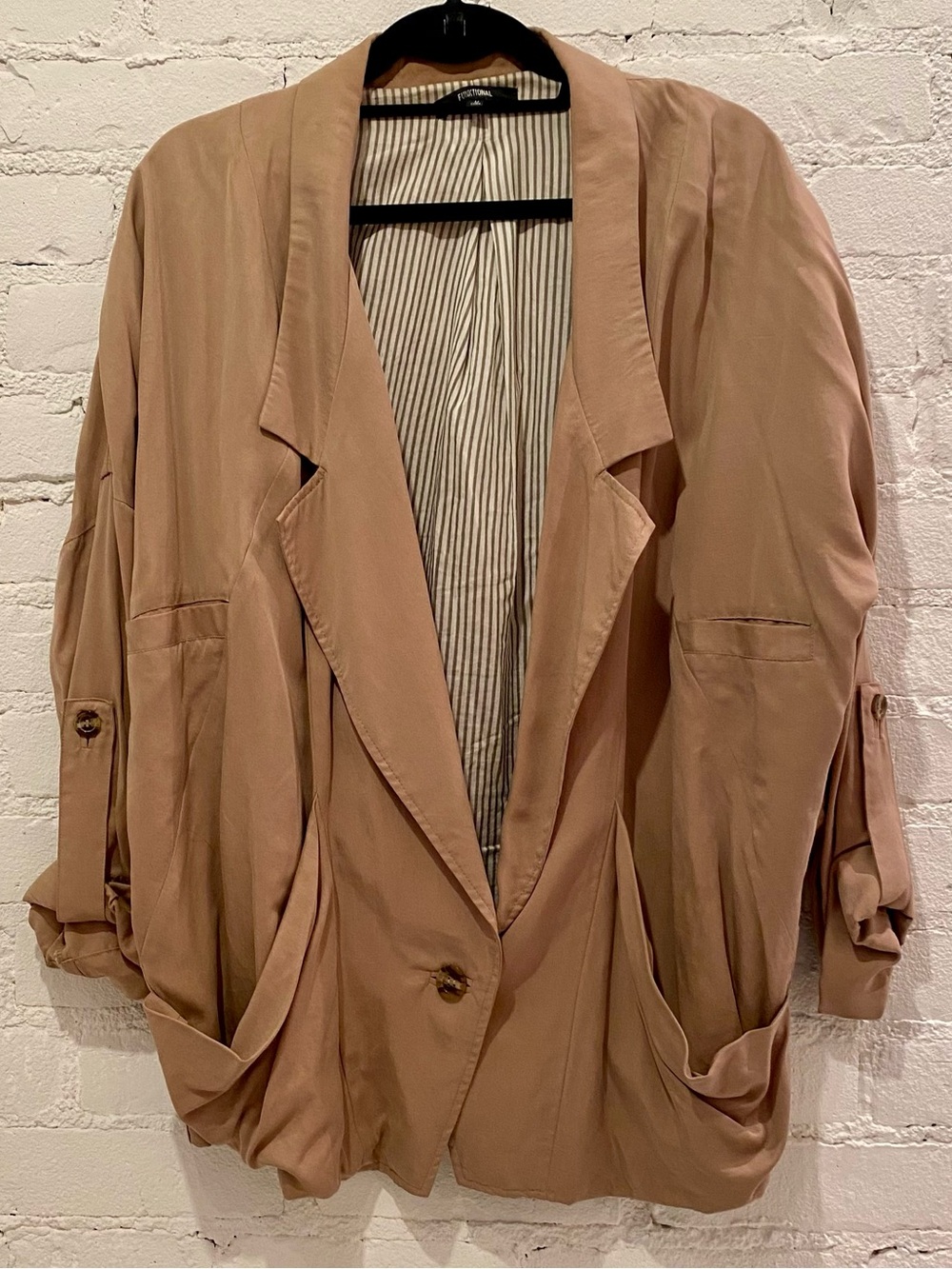 FUNKTIONAL Designer Cropped Trench Relaxed Tan Blazer Jacket Size Medium EUC